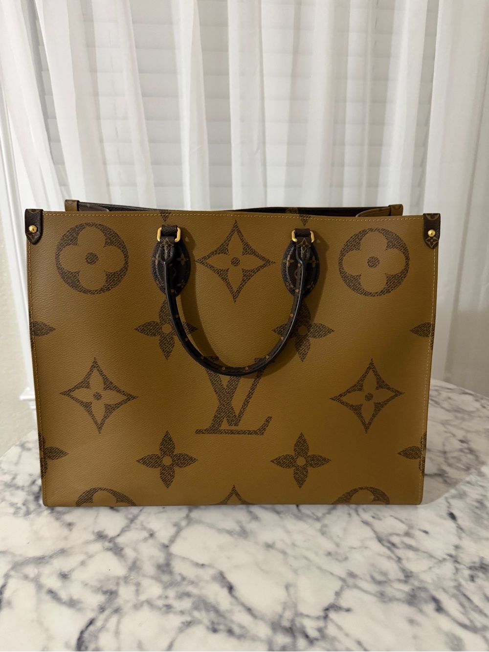 Louis Vuitton Monogram ON THE GO GM
